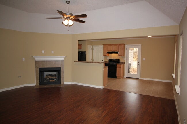 Photo - CraytonRidgeDr1039 Unit 1