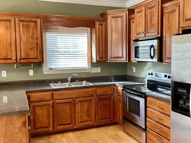 Photo - 38 Cedar Creek Manor