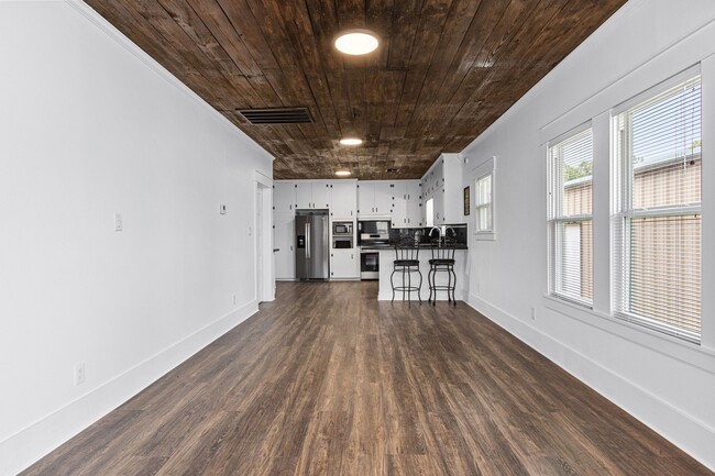 Photo - 1138 Fannin St