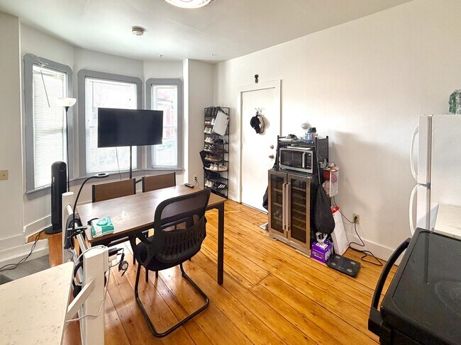 Photo - 32 Fairmont Ave