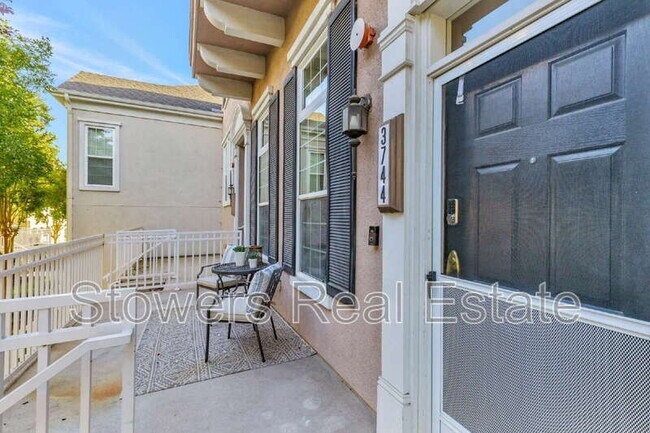 Photo - 3744 Whitworth Dr