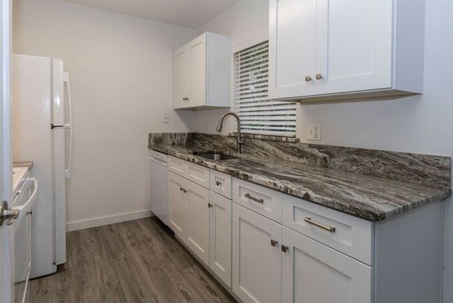 Charming 2BR/2.5BA Townhouse in the Heart of College Park!