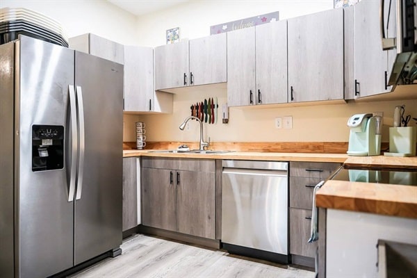 Photo - 1528 5th St Unidad Purple