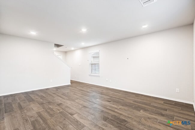 Photo - 2432 Ayers Dr