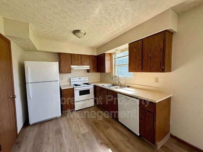 7163 Tomahawk Trail