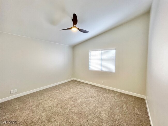 Building Photo - 8456 W Gilmore Ave