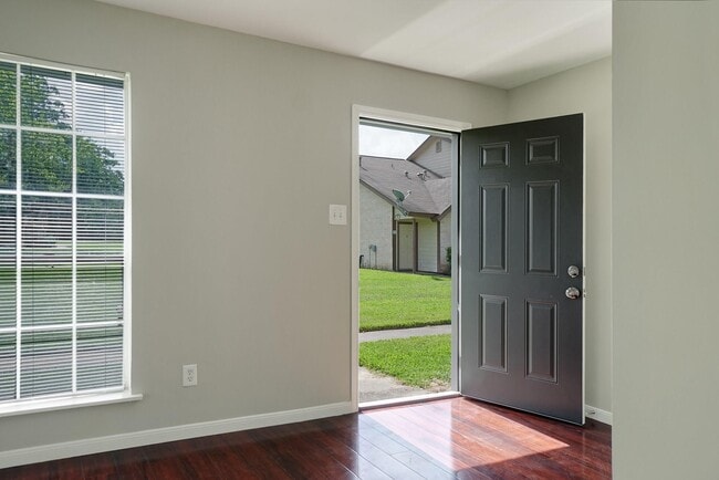Photo - 1833 Country Village Blvd