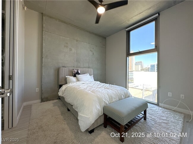 Photo - 353 E Bonneville Ave Unidad 761