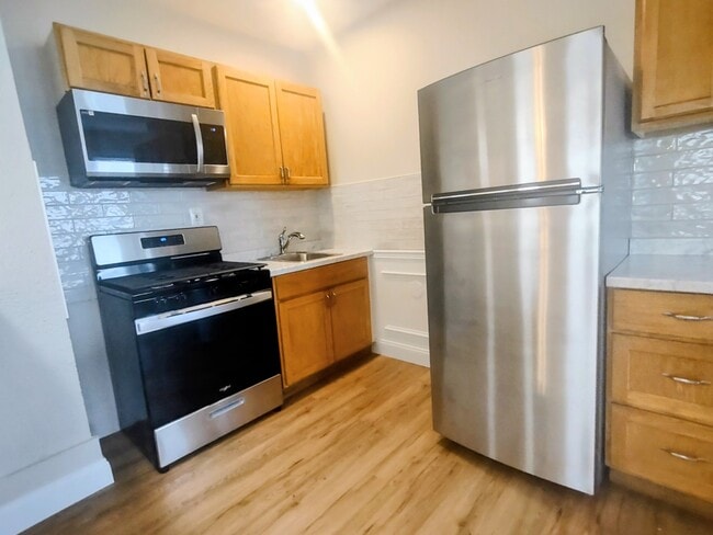 Photo - 110 Franklin St Unit 2