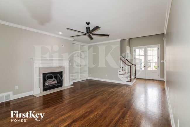 Photo - 8485 Farley Ave