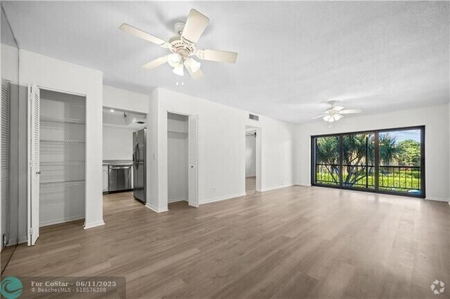 Building Photo - 660 Dover St Unit A17 Rental