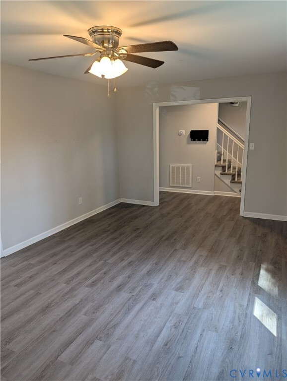 Photo - 409 Flint Dr