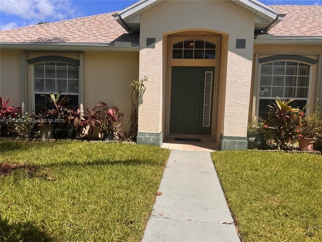 Photo - 1265 SW Santiago Ave
