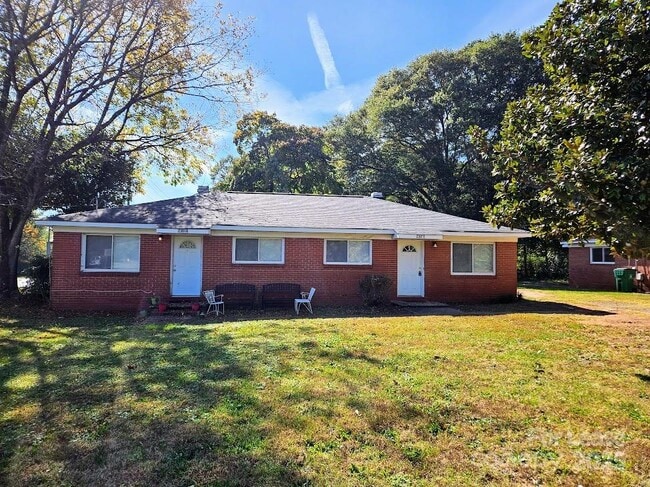 Photo - 2301 Rebecca Ave Townhome