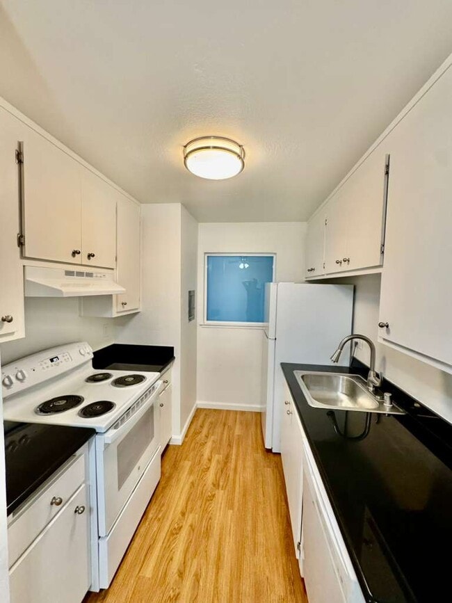 Building Photo - 481 Ignacio Blvd Unit 176
