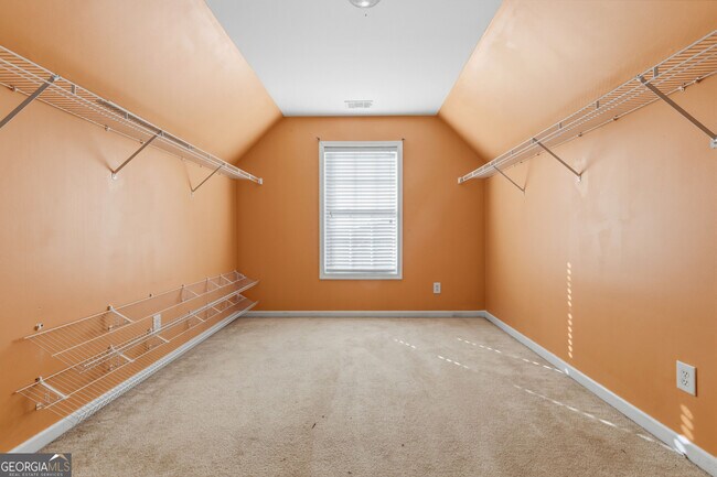 Photo - 820 Kaitlyn Dr