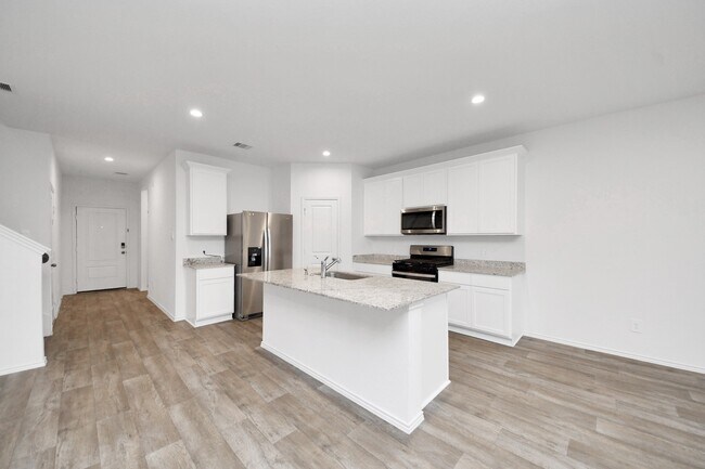 31303 Heddington Ln
