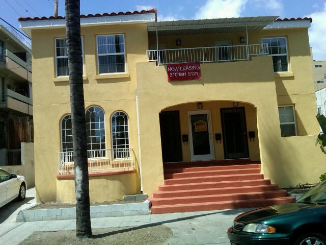 Photo - 3611 1/2 W 4th St Unit 3611.5