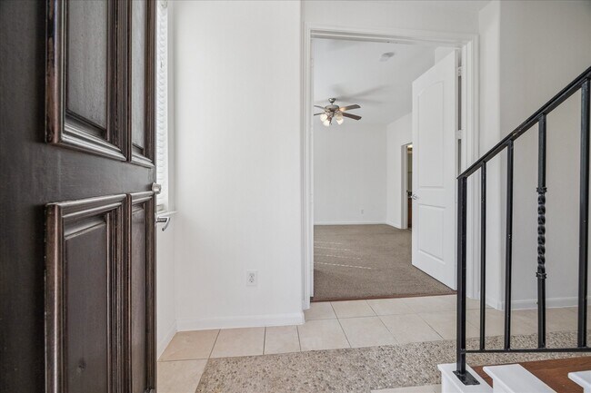 Photo - 5210 Petty St