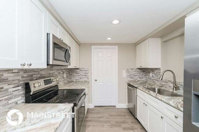 Photo - 5311 Hawk Dr