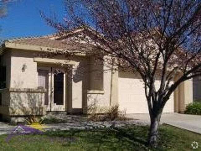 Building Photo - Open 3 Bed 2 Bath North Natomas Home