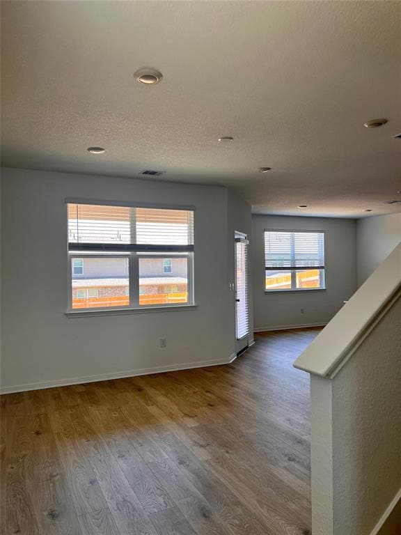 Photo - 220 Saide St