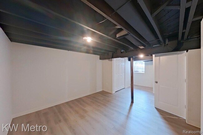 Photo - 695 Livernois St Unidad 4