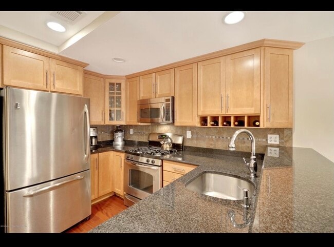 Chefs kitchen - 22 W Front St Unit 303