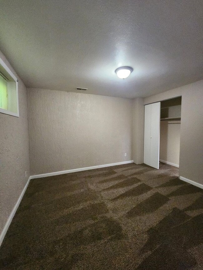 Photo - Available NOW!!