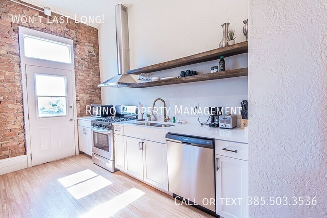 Building Photo - 261 27th St Unit 1 Rental