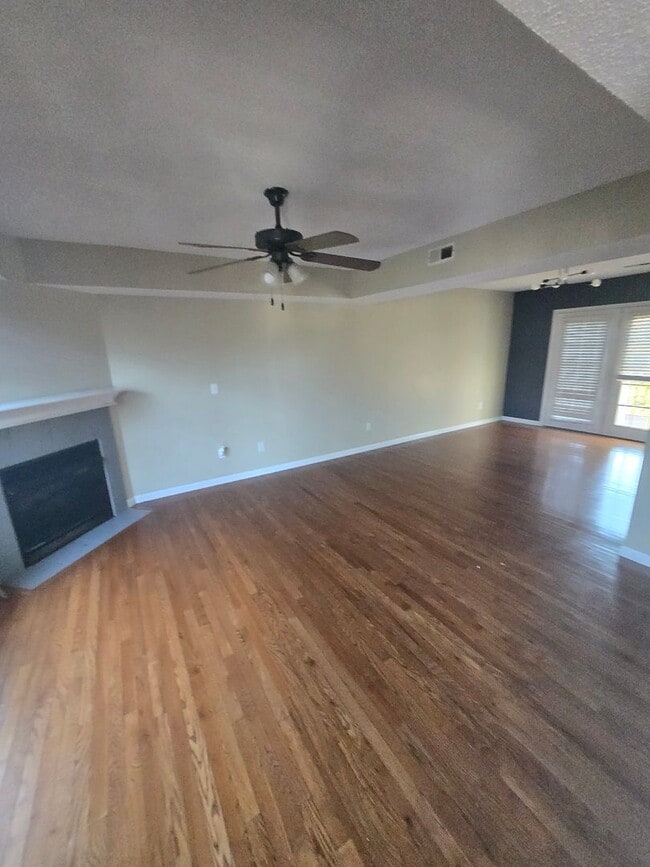 Photo - Spacious 2-Bedroom Condo in Johnson City