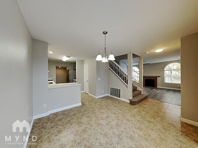 Photo - 7601 Amato Ave Casa Adosada