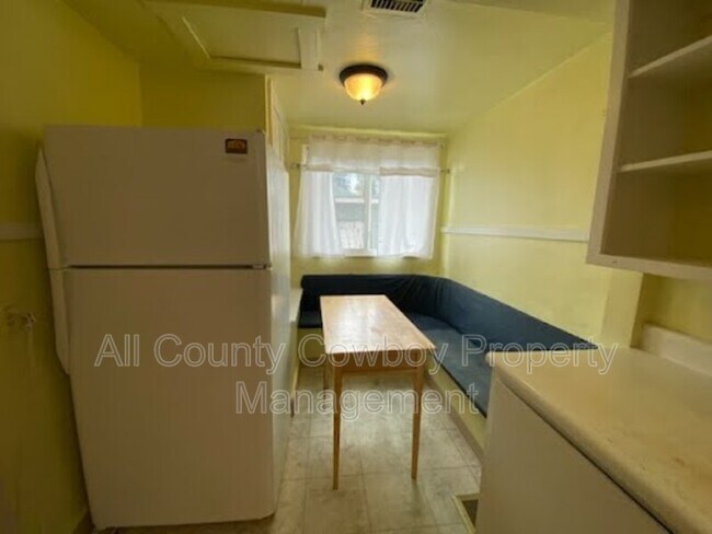 Photo - 706 S 16th St