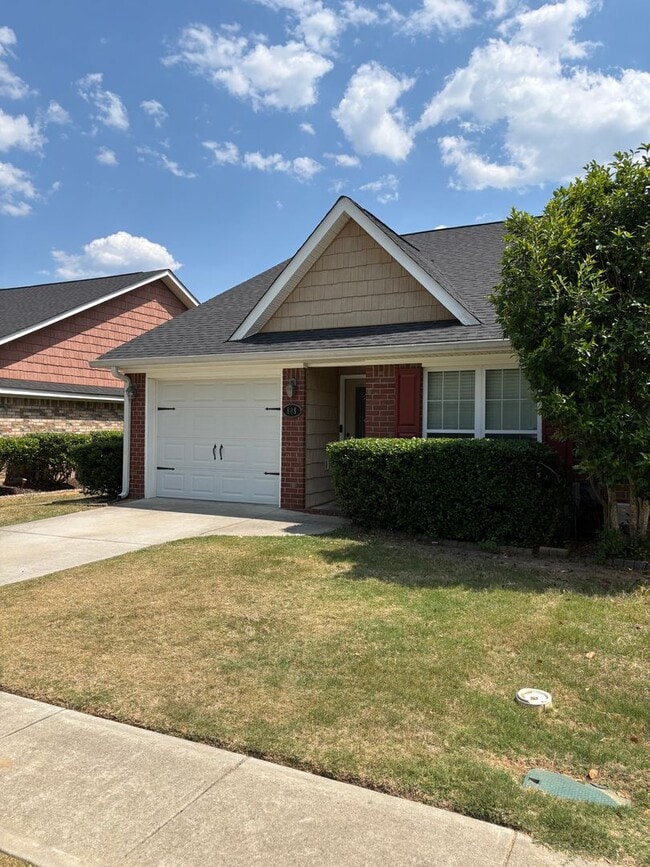 Building Photo - 808 Bryan Cir