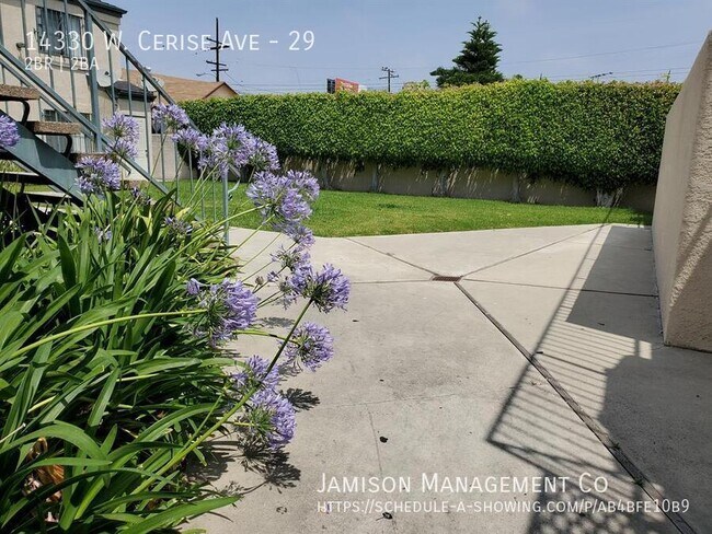 Photo - 14330 Cerise Ave Unidad 29