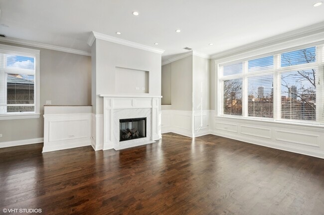 Photo - 3518 N Wilton Ave