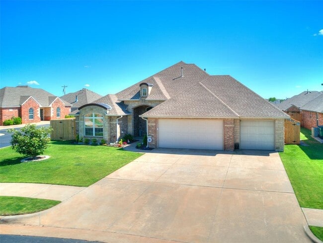 Photo - 2712 NW 171st St House