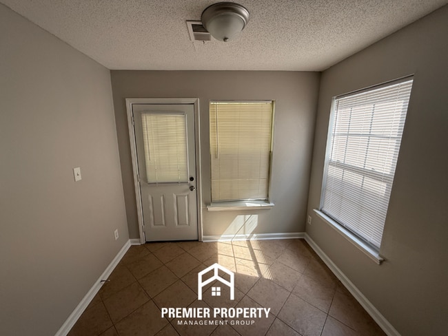 Photo - Move-In Ready 3BR Home in 38128 - Hardwood Floors, Attached Garage & Private Yard