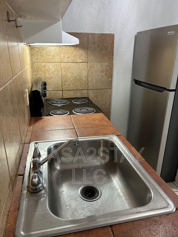 Photo - 3846 Madison Ave Unit 3