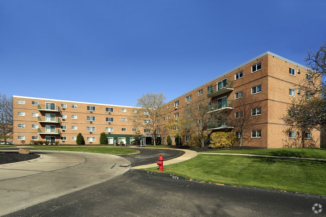 Dorchester Village Apartments - Dorchester Village Apartments