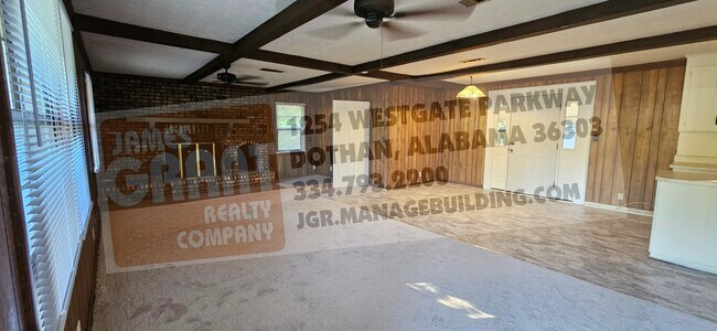 Photo - 306 Mustang Dr