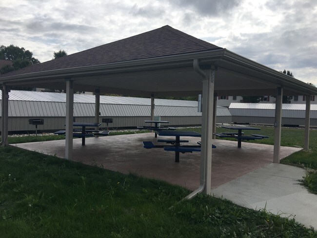 Photo - Country Village Apartments