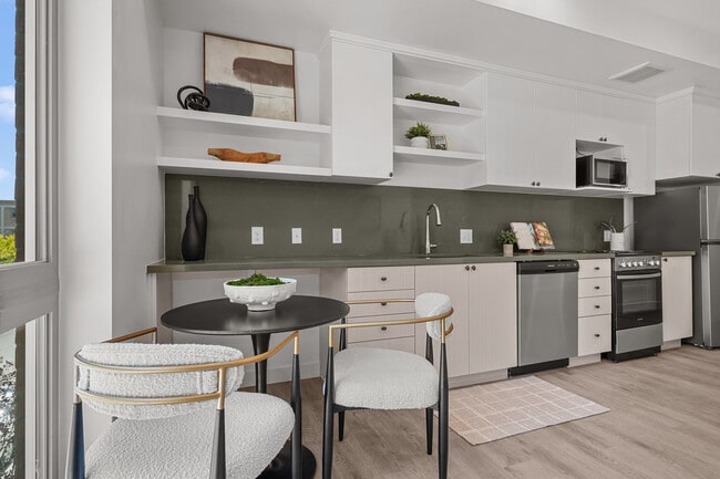 Building Photo - The Nest at Rio Grande