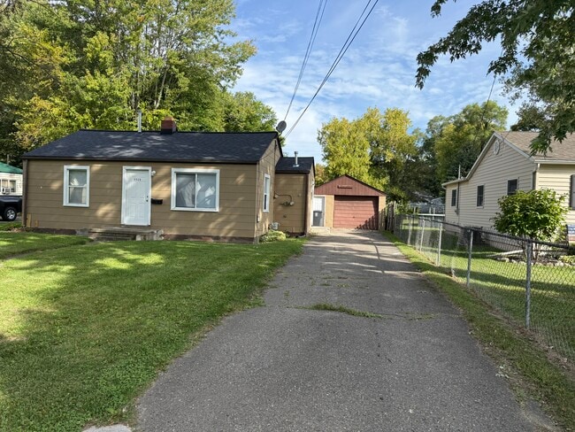 Building Photo - 3513 Dakota Ave Rental