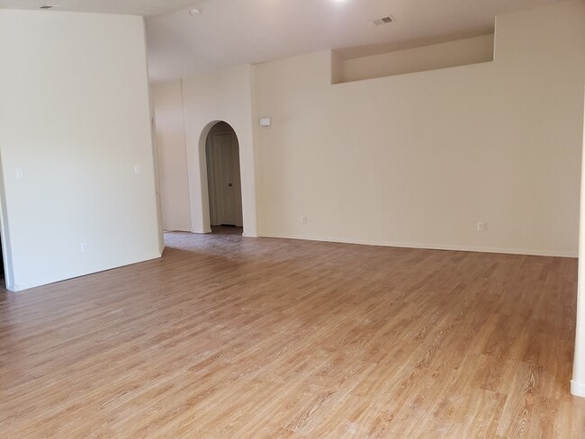 Photo - 840 Purple Aster Ave SW