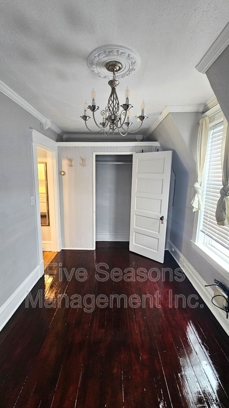 Photo - 205 N Willard St