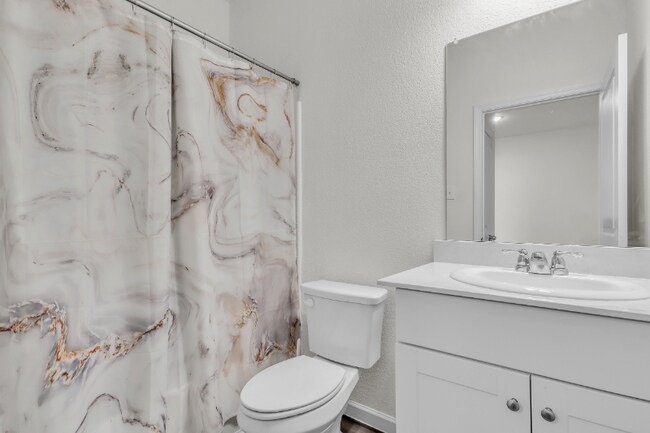 Photo - 404 Stone Creek Blvd