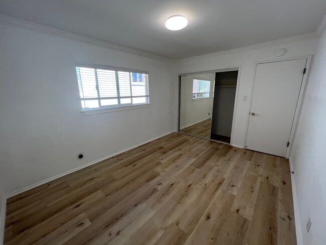 Bedroom. - 820 Gordon Ave Unit 5