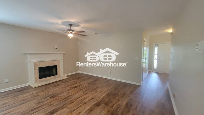 Photo - 1353 Isleworth Cir