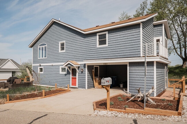 Building Photo - 150 Prospect St